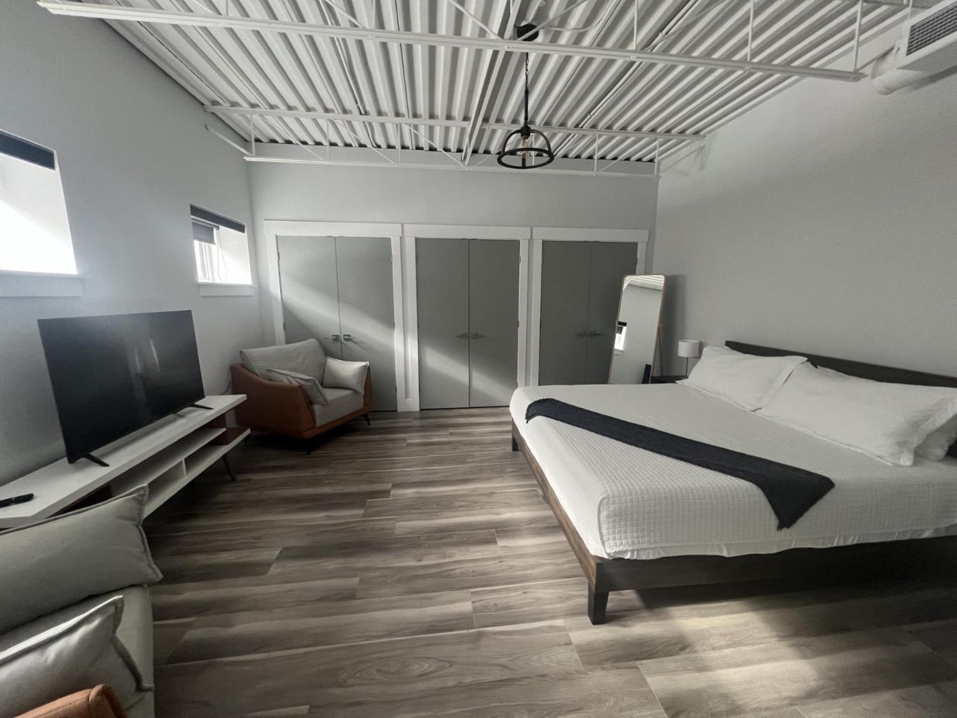 Station 1 By Terra Hospitality Aparthotel Μόνκτον Εξωτερικό φωτογραφία