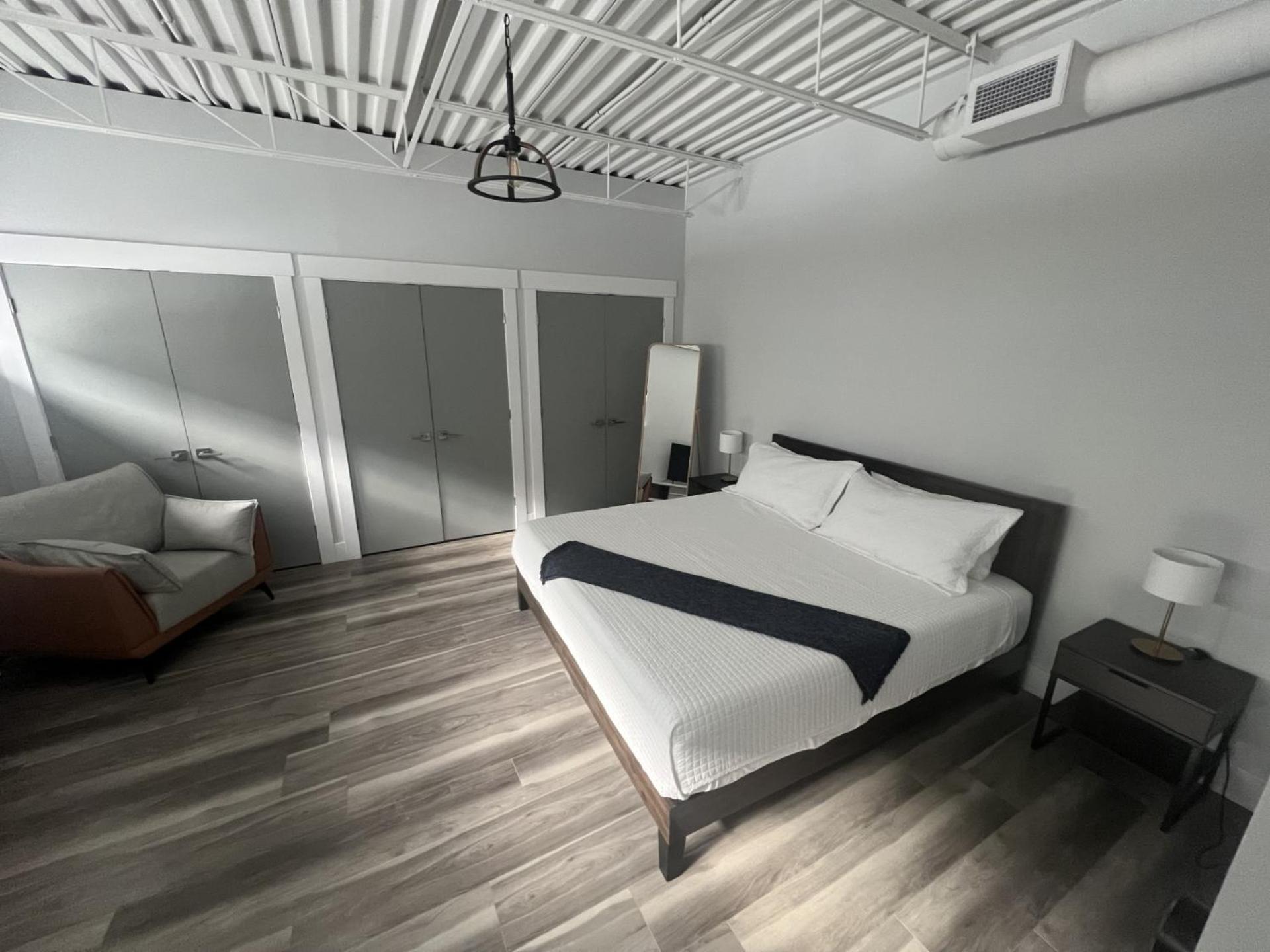 Station 1 By Terra Hospitality Aparthotel Μόνκτον Εξωτερικό φωτογραφία